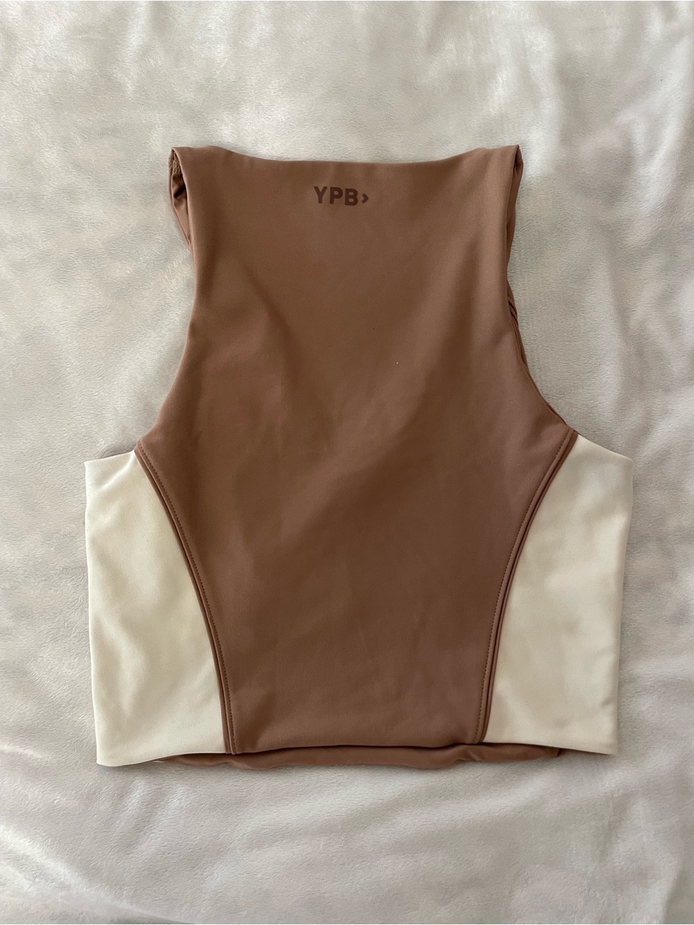 Workout top - Picture 2 of 2